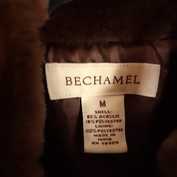 Bechamel faux fur zip up lined vest.  Medium - Picture 5 of 6